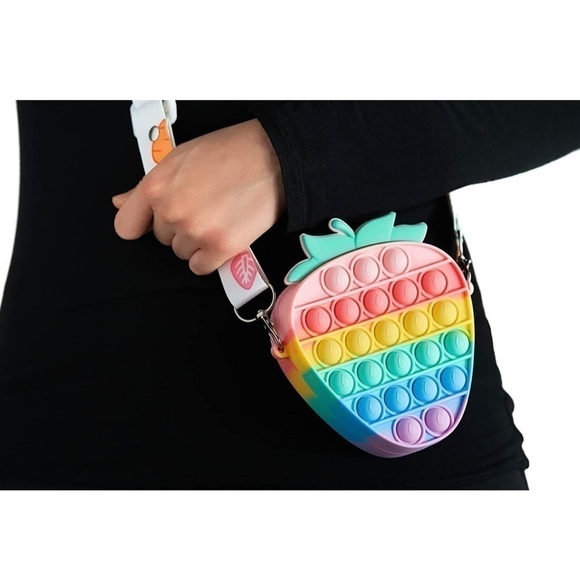 STRAWBERRY Pop It Purse With Zipper Fidget Toys for ADHD & Sensory Relief - Picture 4 of 8